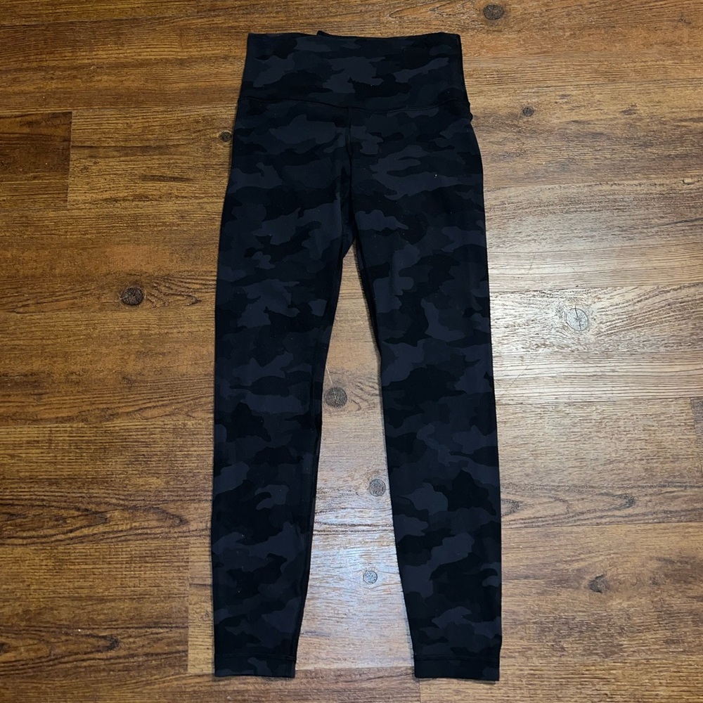 Lululemon Athletica Black Camo Gray Align High-Waist Leggings Size 6 - Picture 1 of 6